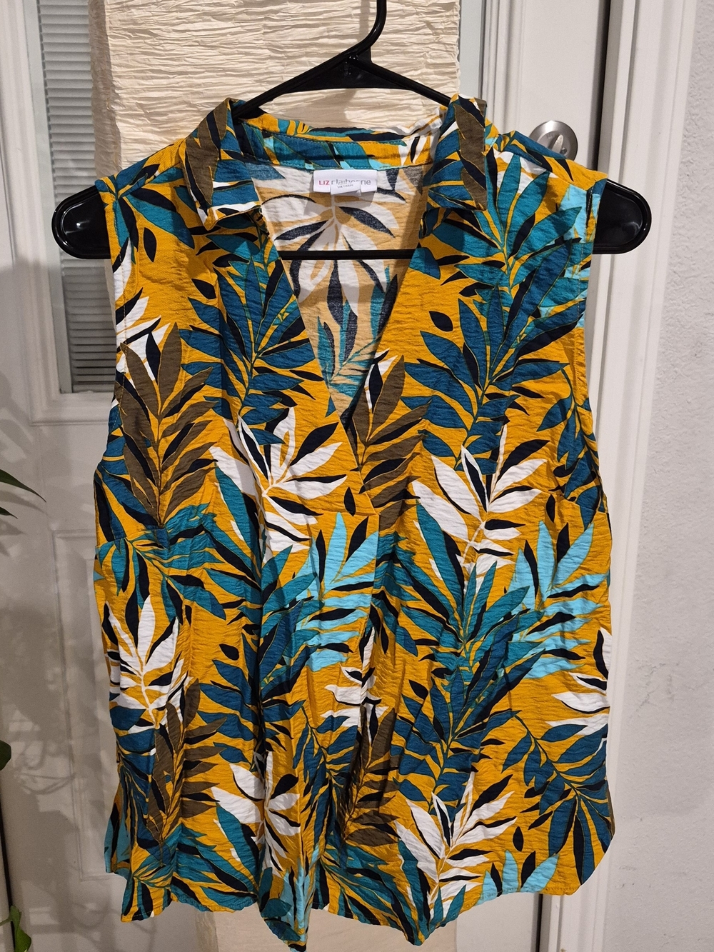 Liz Claiborne Mustard Tropical Leaf Sleeveless V-Neck Shell